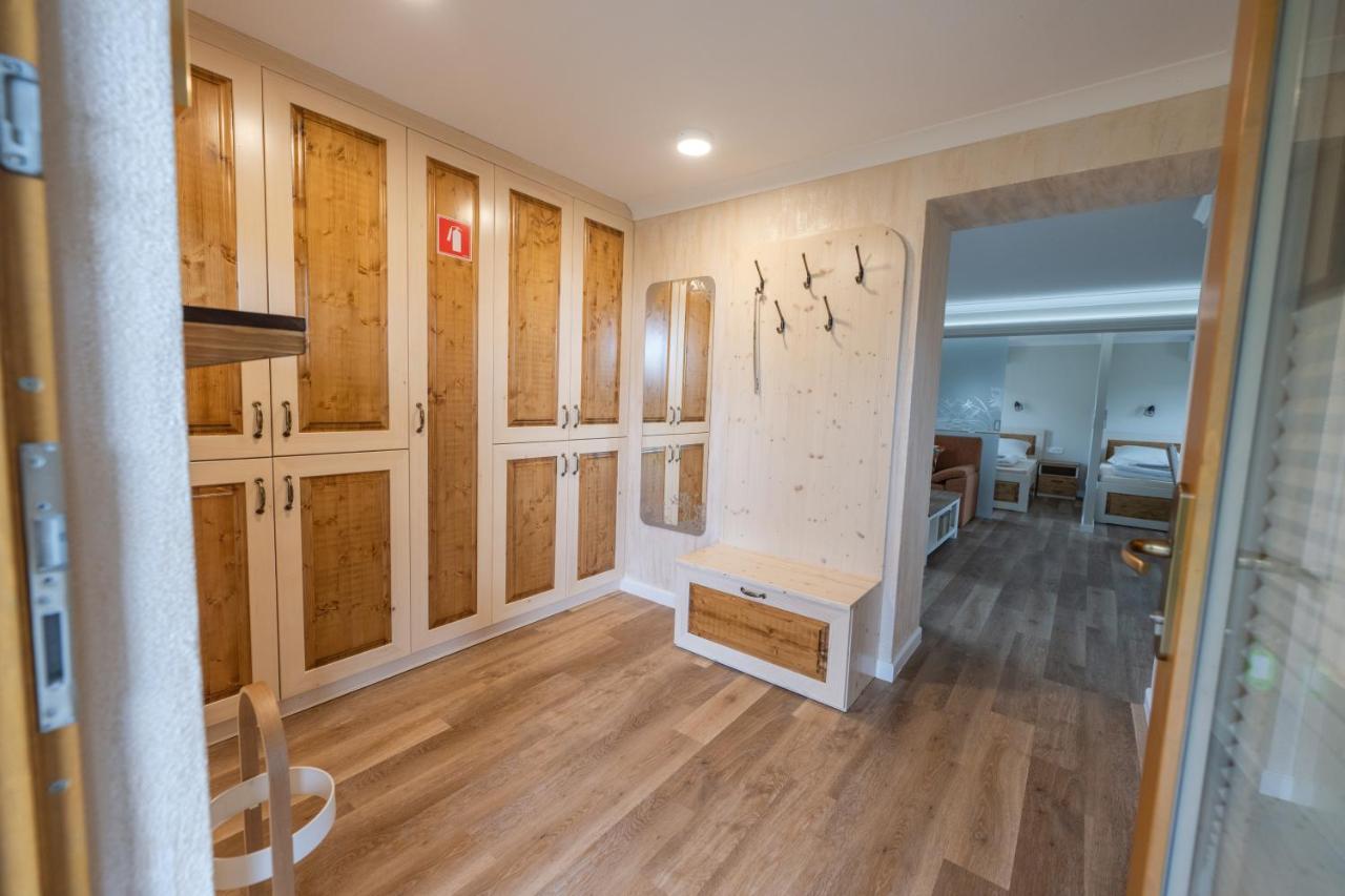 Holiday Home Virida, App Leopold III Ivancna Gorica Buitenkant foto