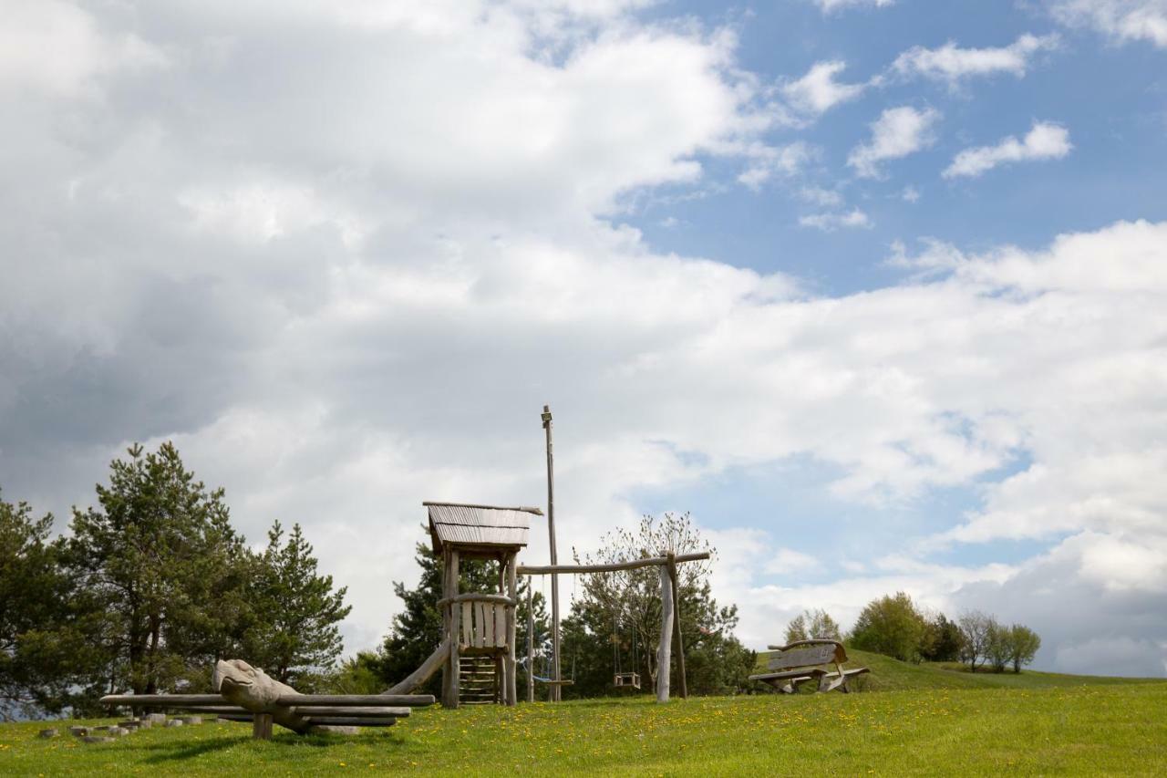 Holiday Home Virida, App Leopold III Ivancna Gorica Buitenkant foto